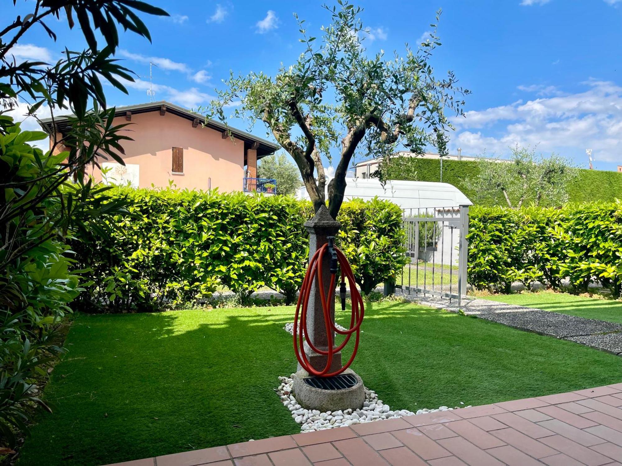 Dimora Di Charme Con Piscina E Giardino,Vicina Alla Spiaggia Сирмионе Экстерьер фото